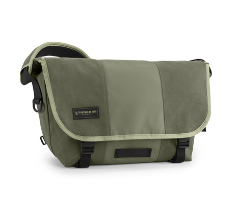 , Classic Messenger Bag Front