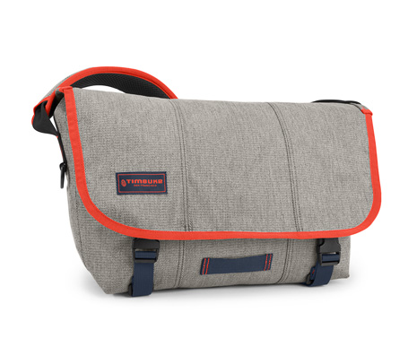 , Classic Messenger Bag Front